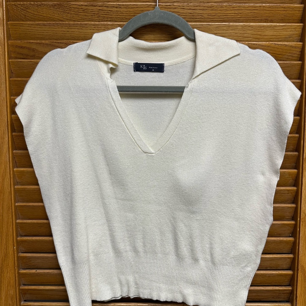 Women's Cream V-Neck Top